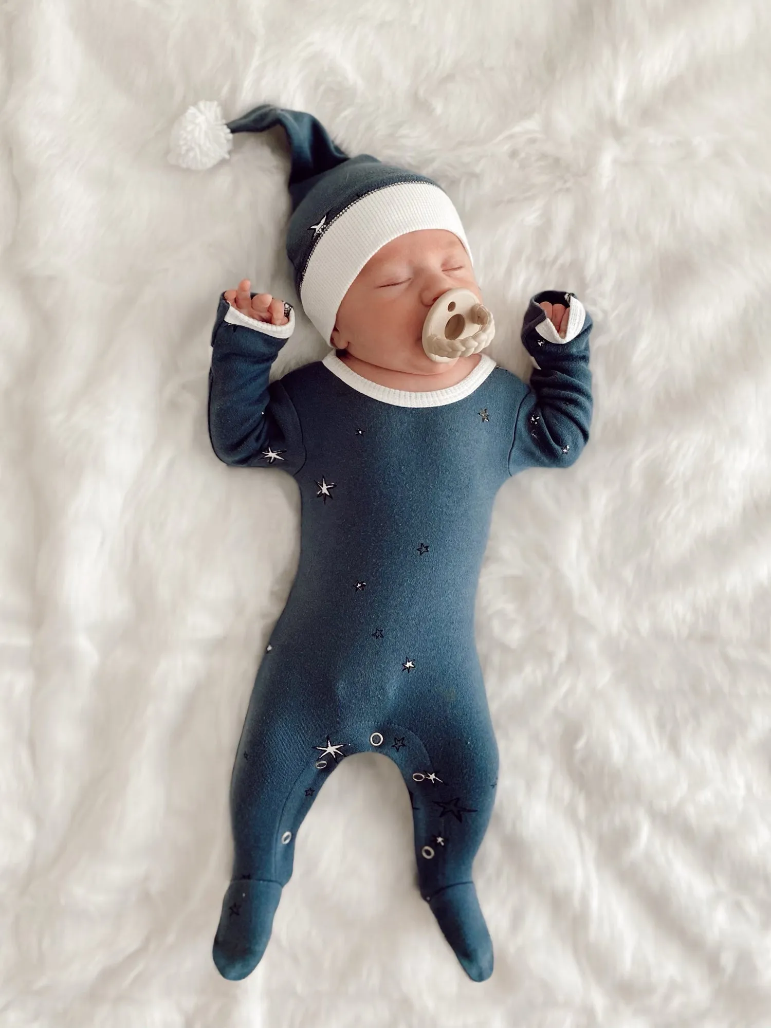 Organic Holiday Footie & Cap Set in Silent Night